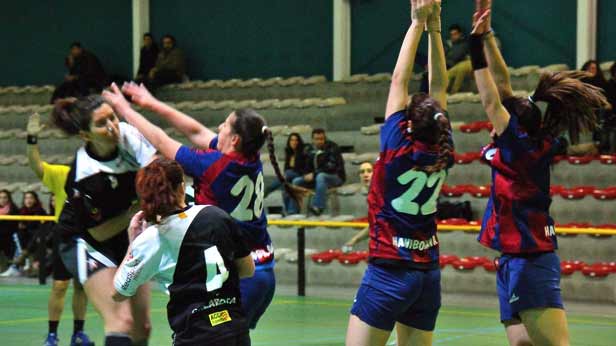 femeni-handbol-020513 femeni-handbol-020513