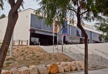 Els Mossos de Gavà detenen dos homes per robar cadenes d’or amb estrebades comissaria-mossos-070714