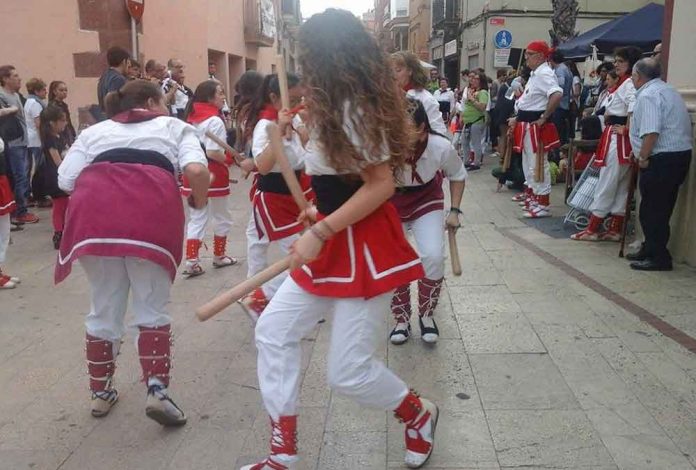 Els Bastoners de Gavà celebren la seva Diada