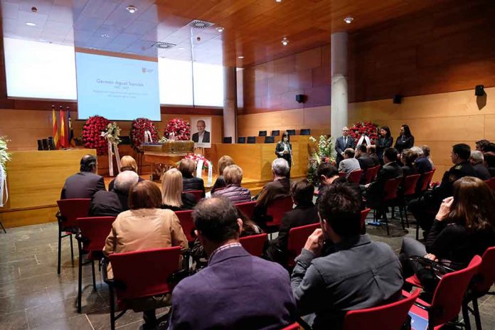 Emotiu acomiadament de Germán Agustí