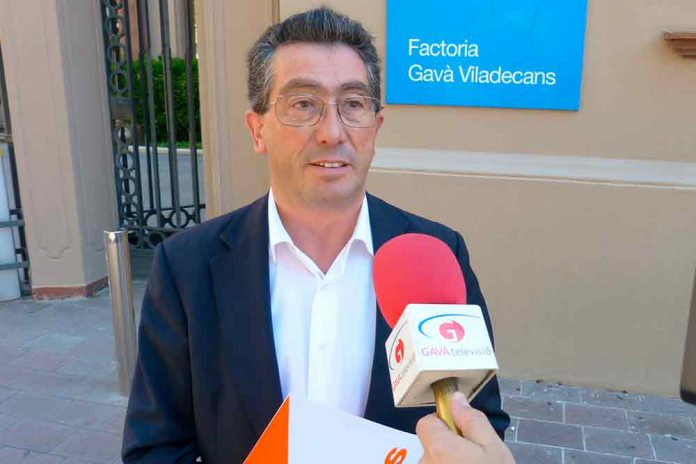 C’s proposa la continuació de la riera de Sant Llorenç per millorar el transport de viatgers