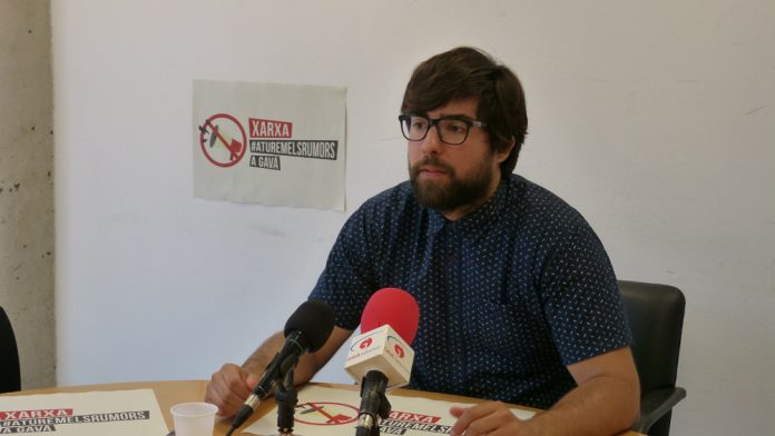 Éric Plaza ha presentat la Xarxa Aturem els Rumors