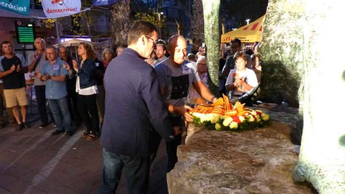 Ofrena floral de Demòcrates de Catalunya