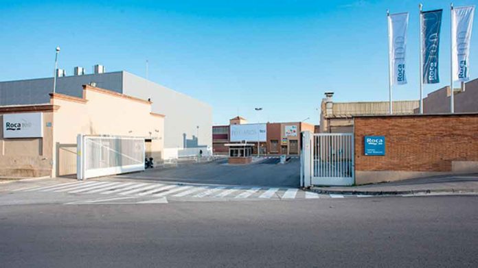Roca reafirma su apuesta por la empresa, en Gavà y Viladecans