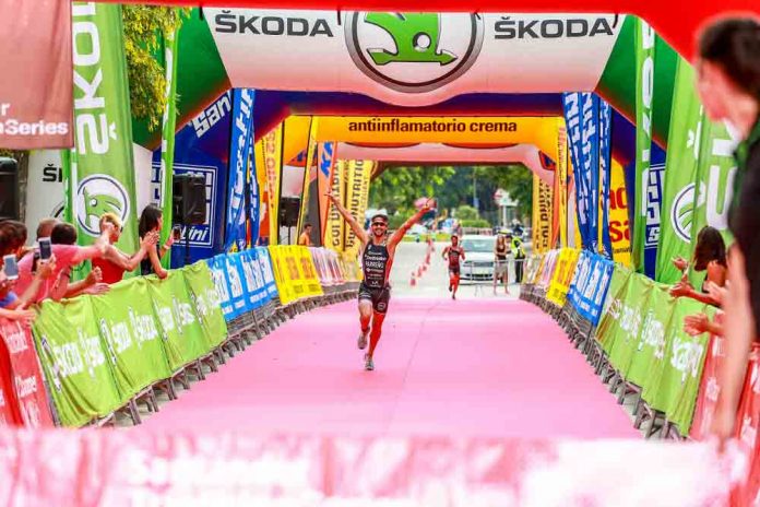 GUANYADOR-TRIATLO-2018- Albert Parreño i Indre Barkute guanyen la Triatló de Gavà