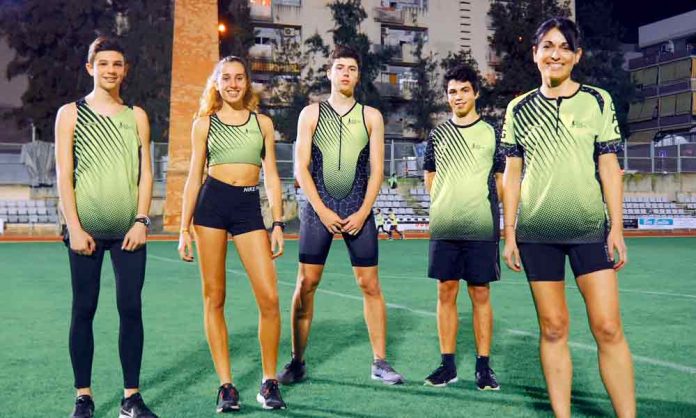 El CAG presenta noves samarretes