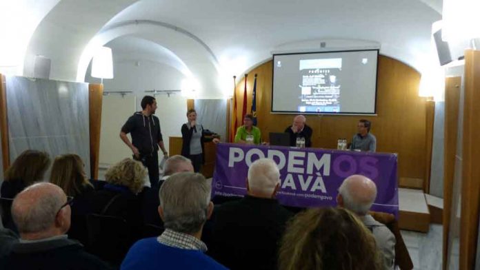 La Xerrada va tenir lloc als Baixos del Museu
