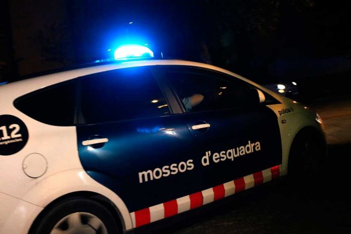 Detinguts per extorquir un empresari
