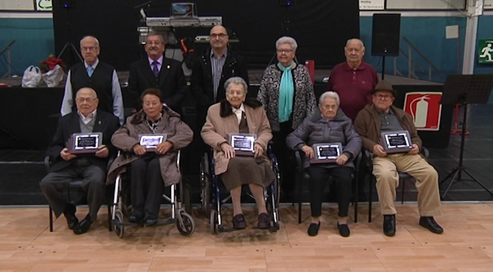 Enguany han estat 8 les persones que van rebre l'homenatge