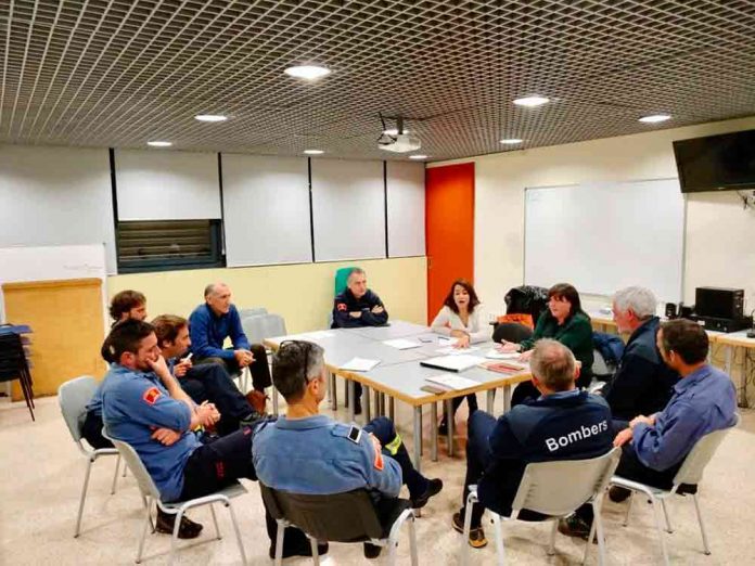 Raquel Sánchez amb els bombers