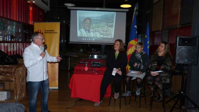 Albert Massana va explicar algunes propostes del seu programa electoral Albert Massana va explicar algunes propostes del seu programa electoral