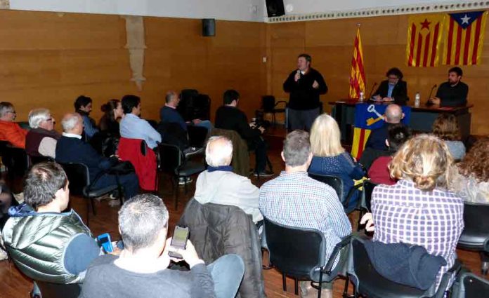 PRIMARIES--GAVA-190219 Primàries Gavà es presenta a la ciutat