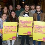 Diana Espejo, amb membres de la candidatura de la CUP Gavà