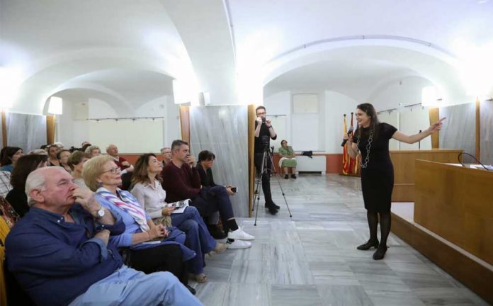 Presentació del llibre escrit per Eva Comas