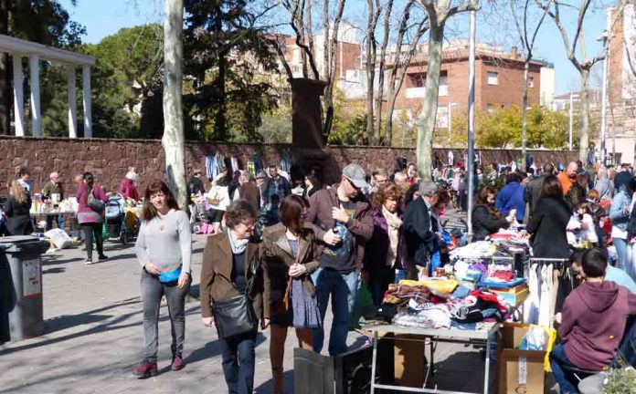 Mercat de segona mà el dia 13