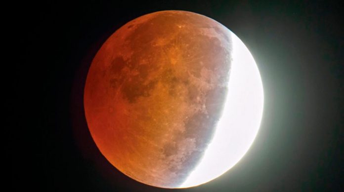 Primer eclipsi de lluna del 2020