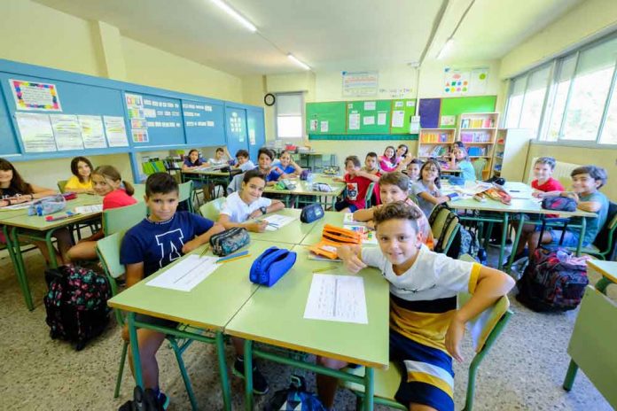 portes-obertesok El mes de març s’inicia el procés de preinscripció escolar 2020-2021