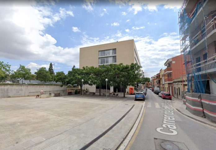 Tancats el centres de dia a les residències