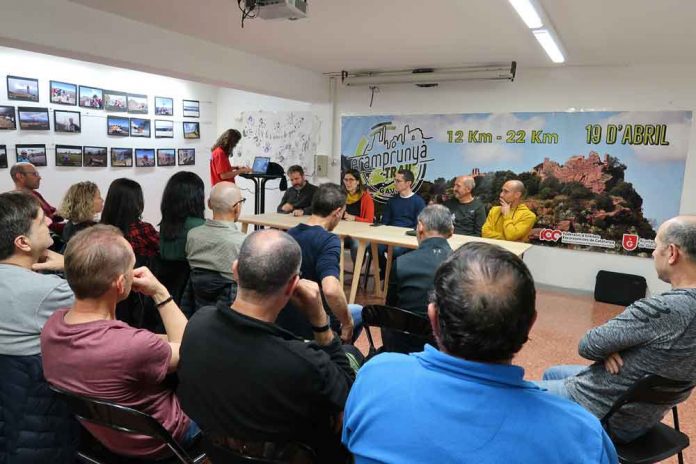 presentacio_cursaok La presentació va tenir lloc a la seu de la Unió Muntanyenca Erampunryà