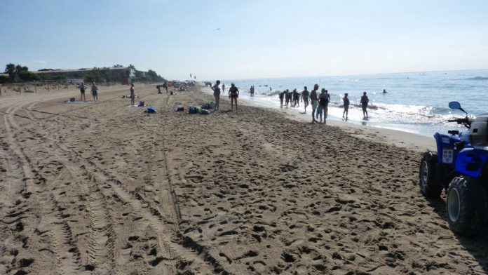 La platja s'adaptarà als requeriments de les autoritats sanitàries