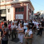 La manifestació, en el moment que passava per la Plaça Major