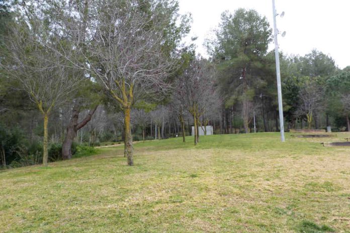 2 centres educatius de Gavà se sumen al Let 's Clean Up