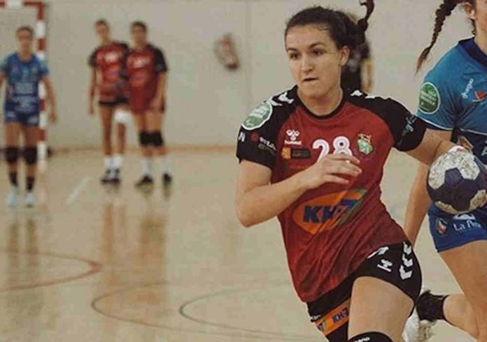 Jana Castañera convocada de nou per les Guerreras Júnior