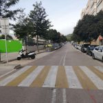 L’avinguda de les Bòbiles, només en sentit baixada a partir de Santa Teresa