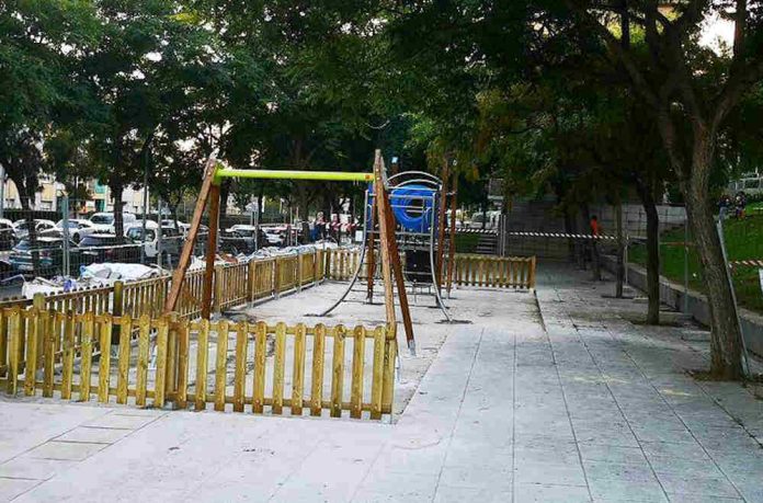 Nou parc infantil al costat dels Mossos