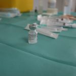 Ampolla de la vacuna de Pfizer-BioNTech que es va administrar ahir