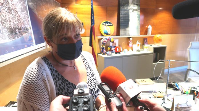 Gemma Badia demana a la ciutadania que compleixi les noves restriccions restriccions