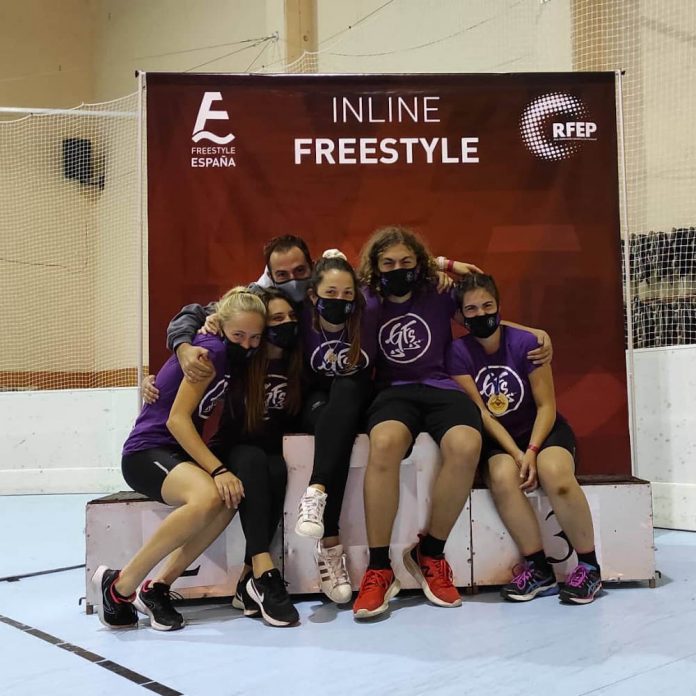 Les patinadores van viatjar a Canfranc no tant per competir sinó per fer pinya just abans de les vacances GFS