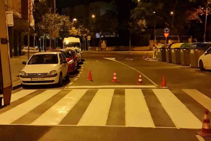 Trabajos de mantenimiento de la señalización horizontal