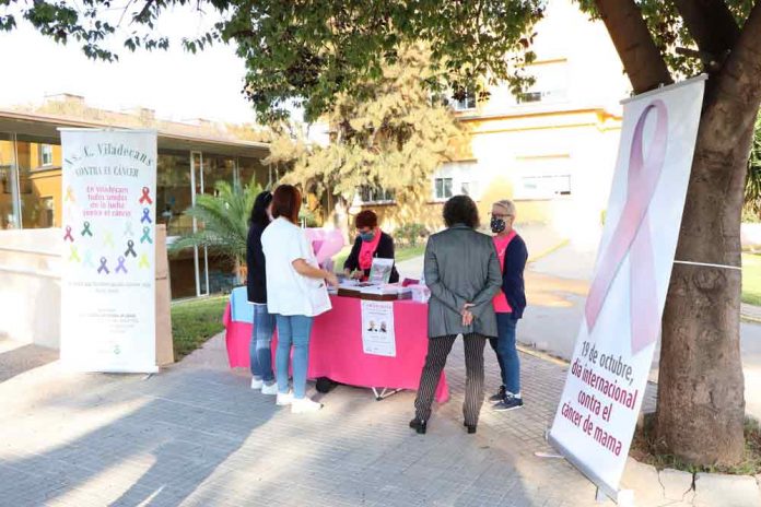 L’Hospital de Viladecans consciencia sobre la importància de la detecció precoç del càncer de mama
