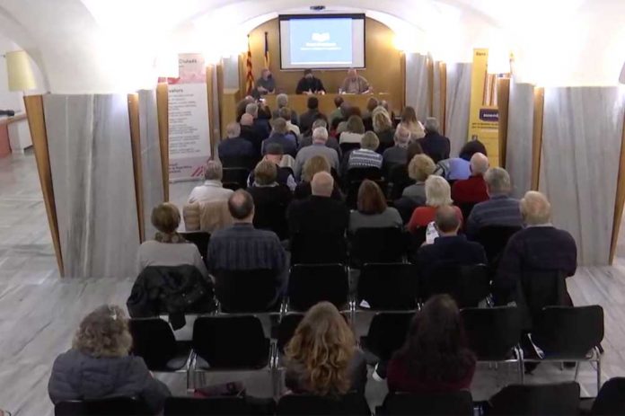 Acte per promoure el debat constituent