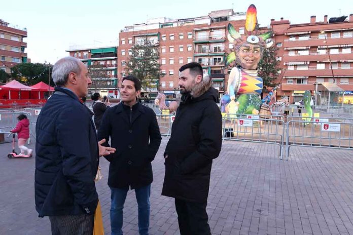 CIUTADANS-VISITA-FALLA-030422