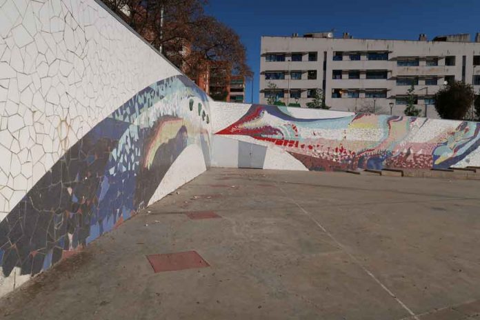 ERC proposa la reparació del mural de Francesc Macià