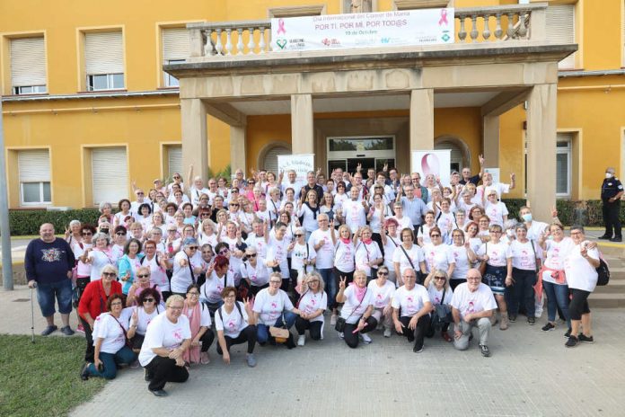 L’Hospital de Viladecans commemora el Dia contra el Càncer de Mama