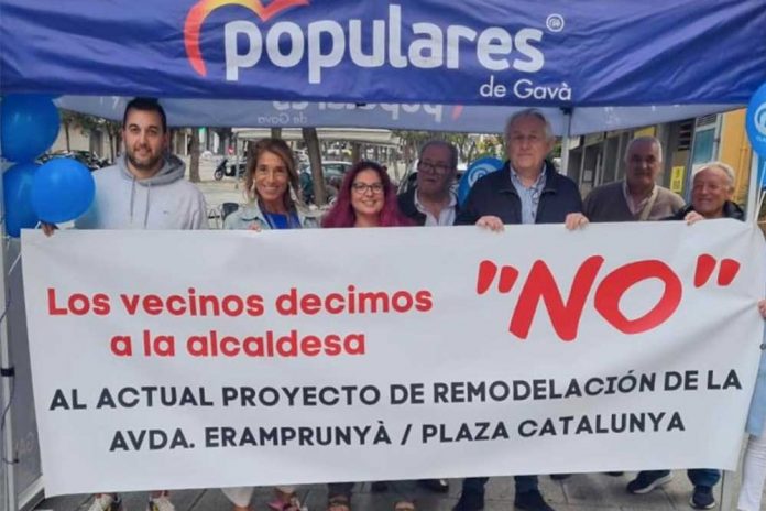 El PP es compromet a no eliminar aparcaments a la ciutat