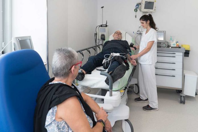 Bellvitge posa en marxa una àrea ambulatòria per als pacients cardíacs