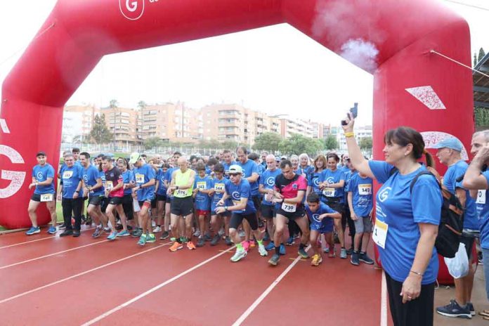 Prop de 800 persones participen en la III Marxa Contra el Càncer