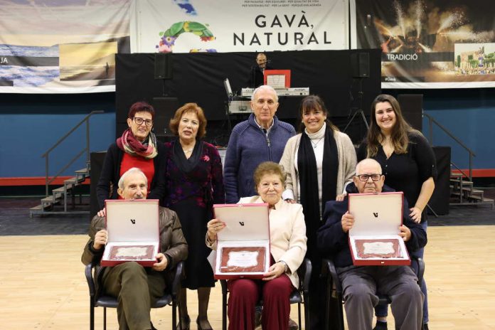 La Gent Gran de Gavà celebra el Dia del Soci