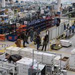 Un moment de la visita a la planta de producció de J. Juan