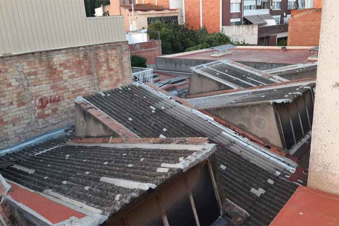 amiant-280224 ERC Gavà demana que es publicitin les subvencions per la retirada d’amiant