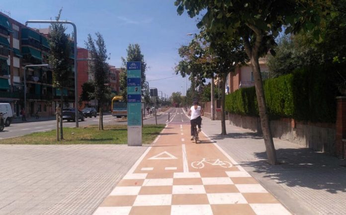 bici 010224 el Bicivia 7 al seu pas per Gavà