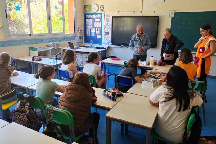 Escoles i entitats preparen paneres per la Fira