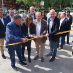Pañella, Badia, Hereu i Mascort, just en el moment en que l’alcaldessa tallava la cinta inaugural