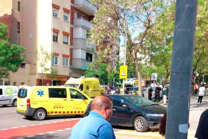 pelea-1-130524 VOX Gavà denuncia un apuñalamiento en la Avenida Eramprunyà