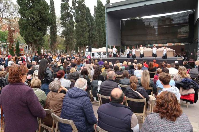 Imatge d'arxiu d'un dels darrers actes organitzats per Amics de la Dansa de Gavà Dansa a la fresca