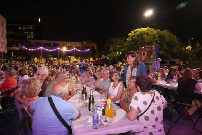La gent gran celebra la Festa Major 2024